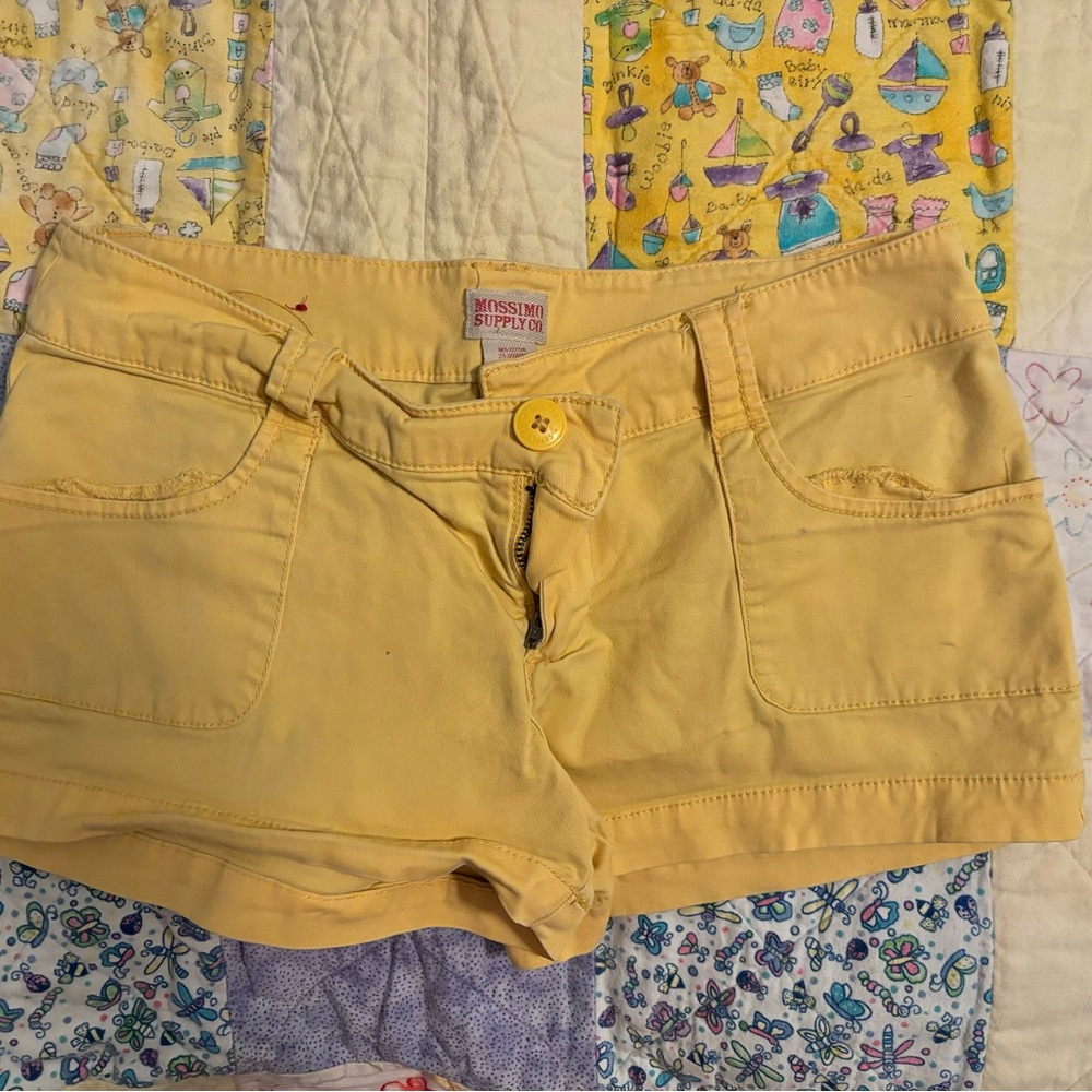 Women’s Mossimo shorts